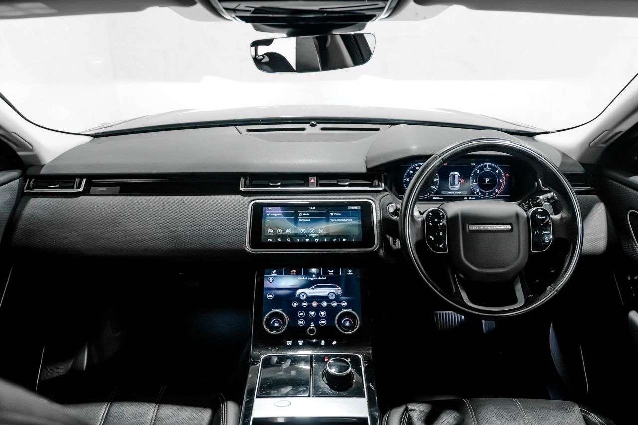 null LAND ROVER RANGE ROVER VELAR null LAND ROVER RANGE ROVER VELAR