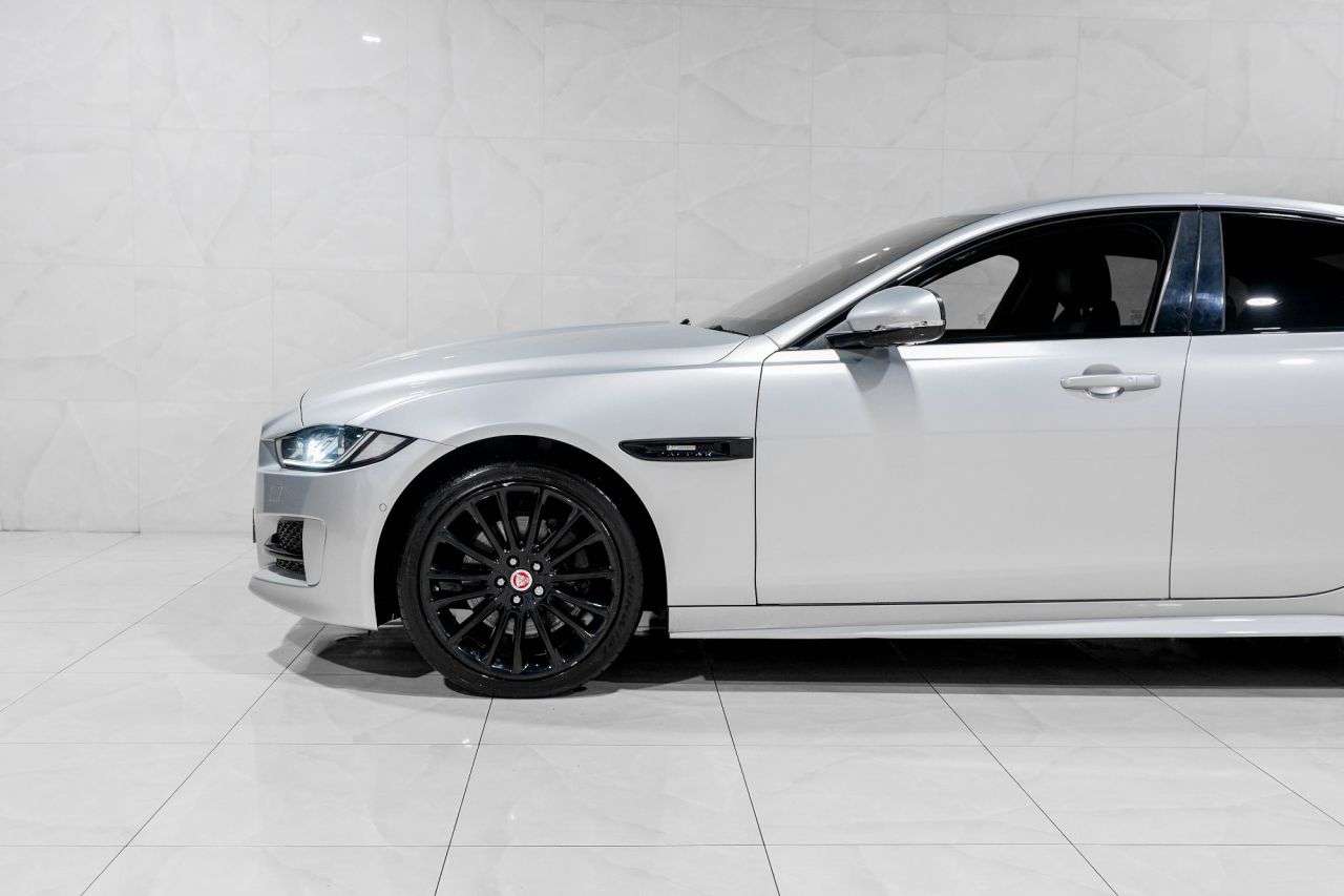 2018 JAGUAR XE 2018 JAGUAR XE