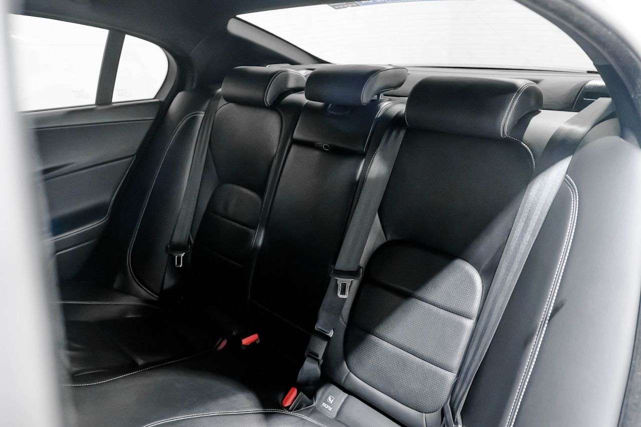 2018 JAGUAR XE 2018 JAGUAR XE