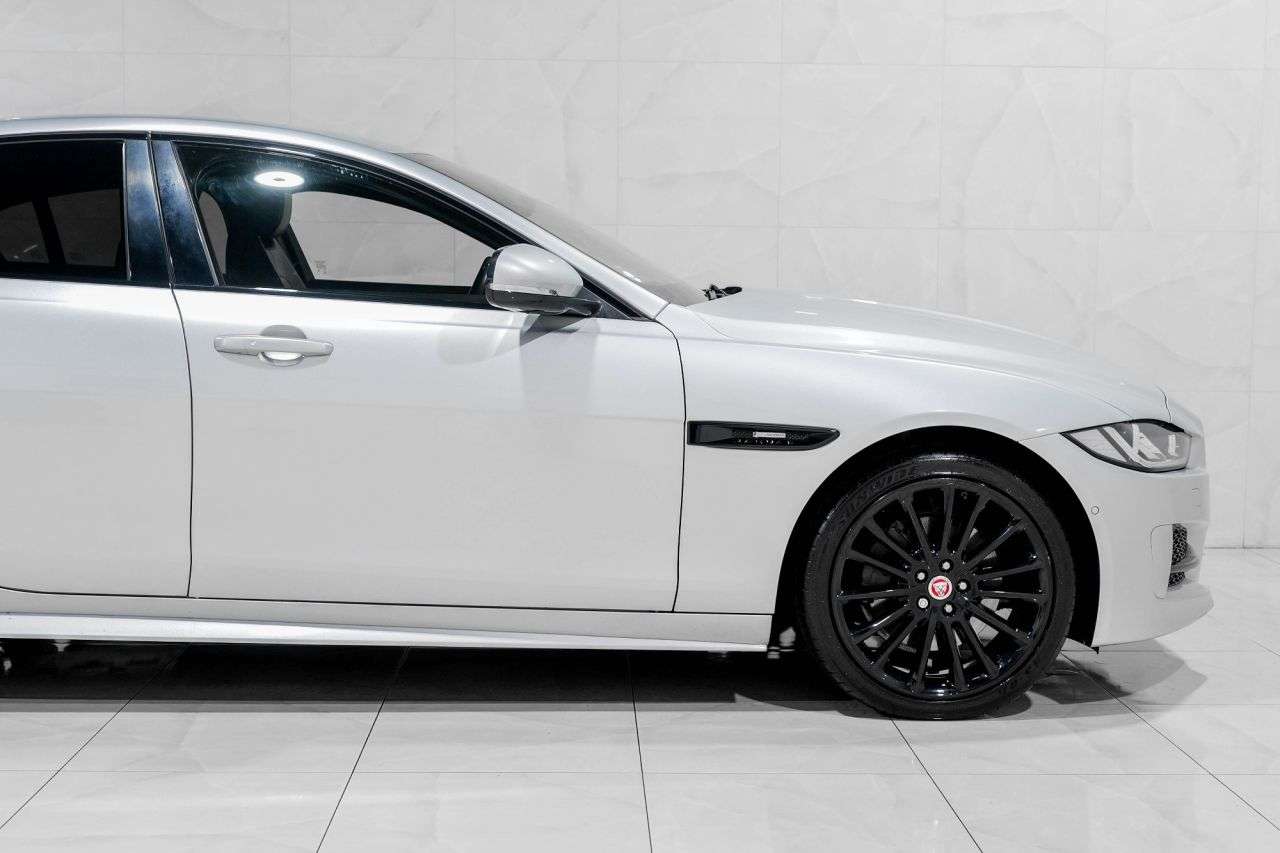 2018 JAGUAR XE 2018 JAGUAR XE