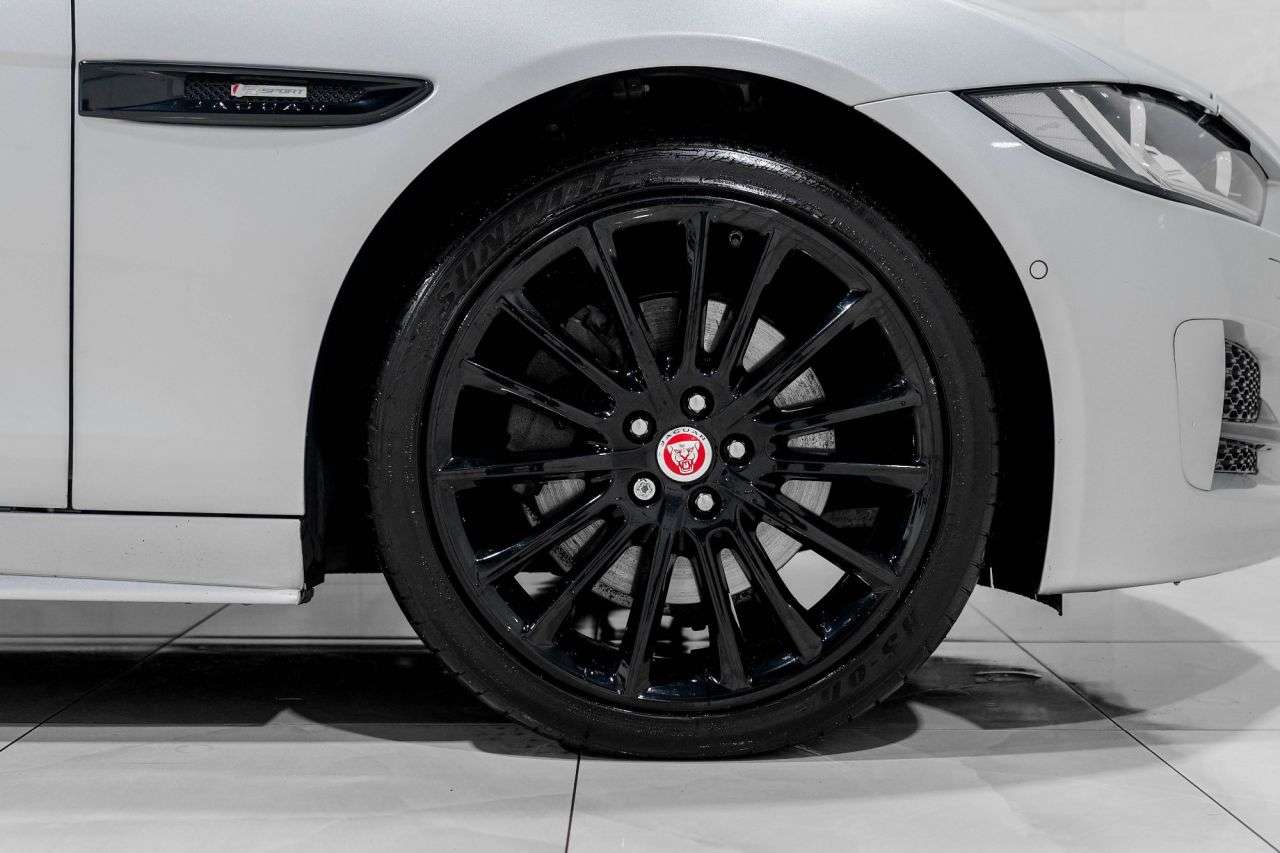 2018 JAGUAR XE 2018 JAGUAR XE