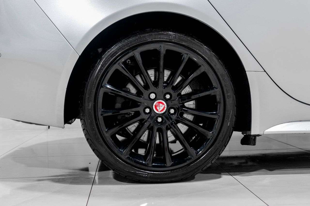 2018 JAGUAR XE 2018 JAGUAR XE