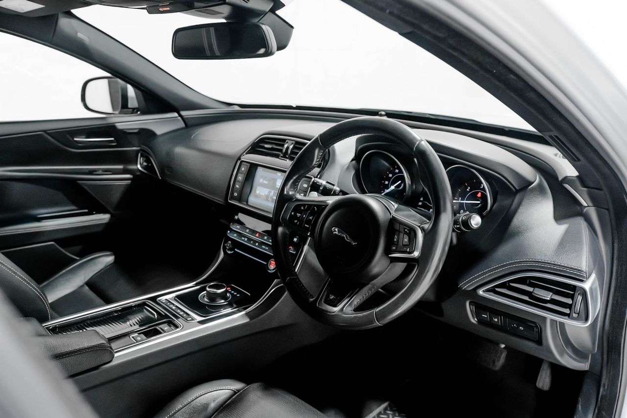 2018 JAGUAR XE 2018 JAGUAR XE