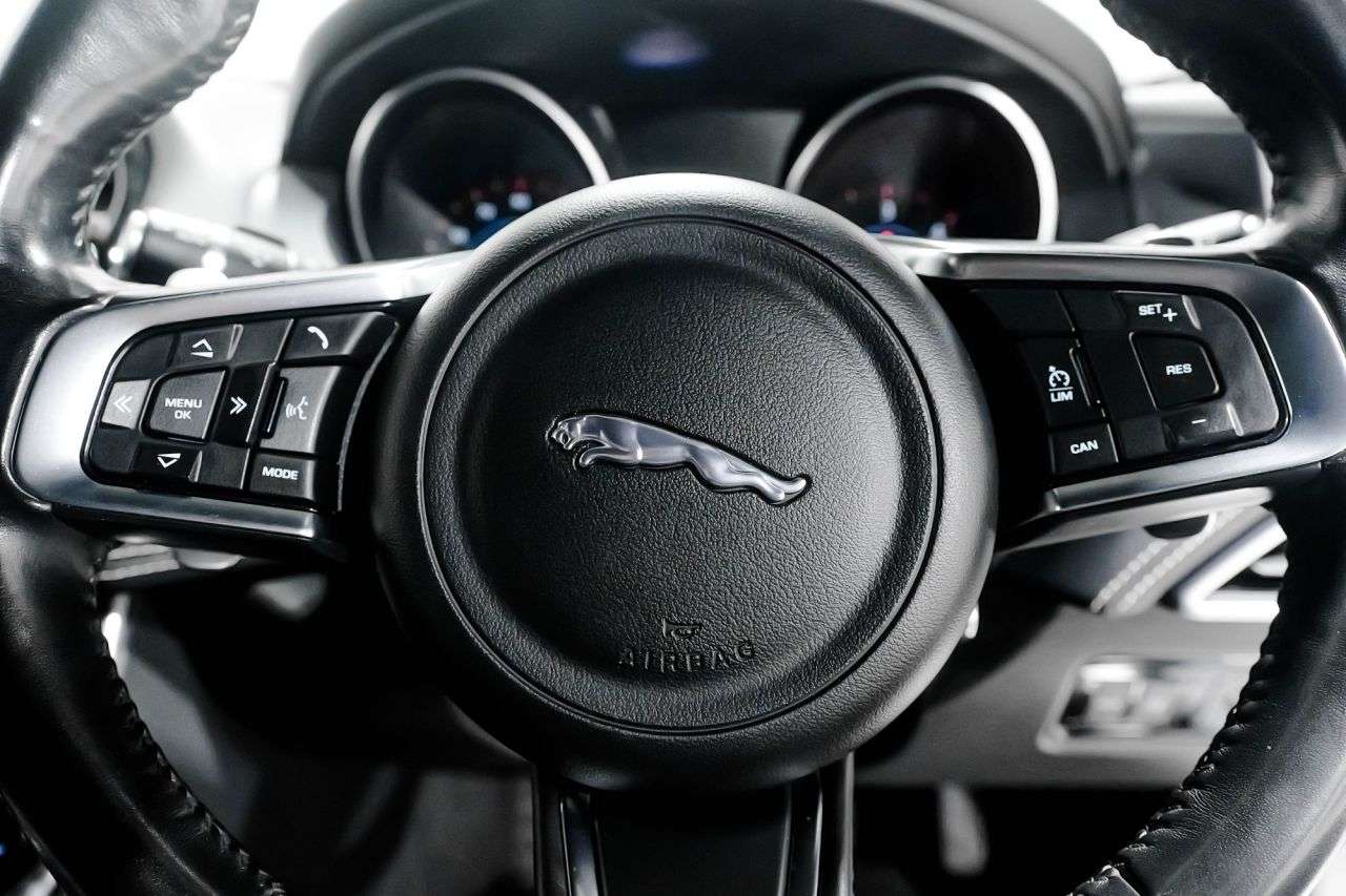 2018 JAGUAR XE 2018 JAGUAR XE