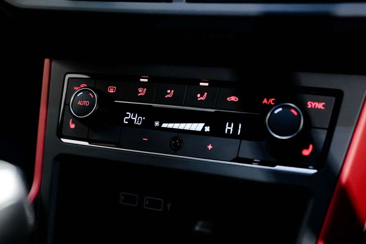 2020 VOLKSWAGEN POLO 2020 VOLKSWAGEN POLO