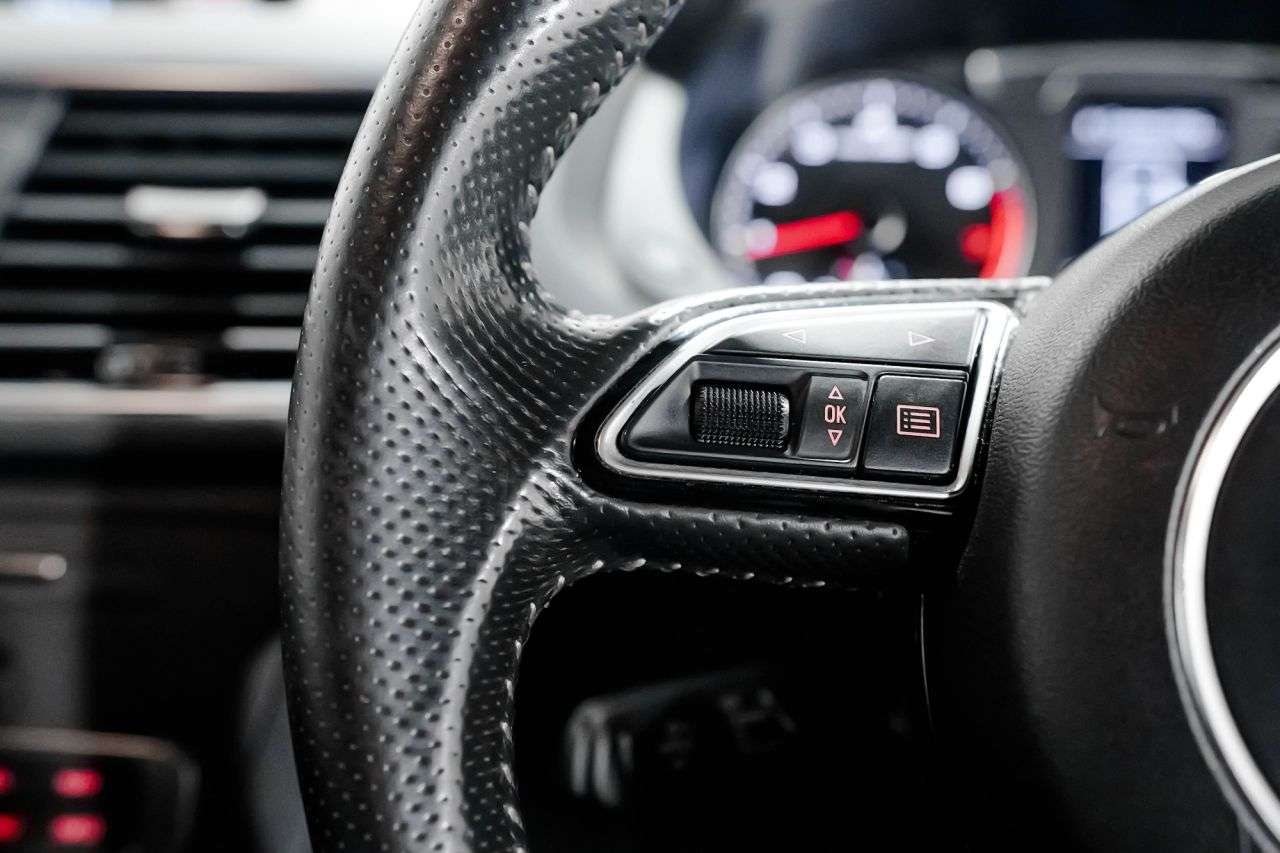 2017 AUDI Q3 2017 AUDI Q3