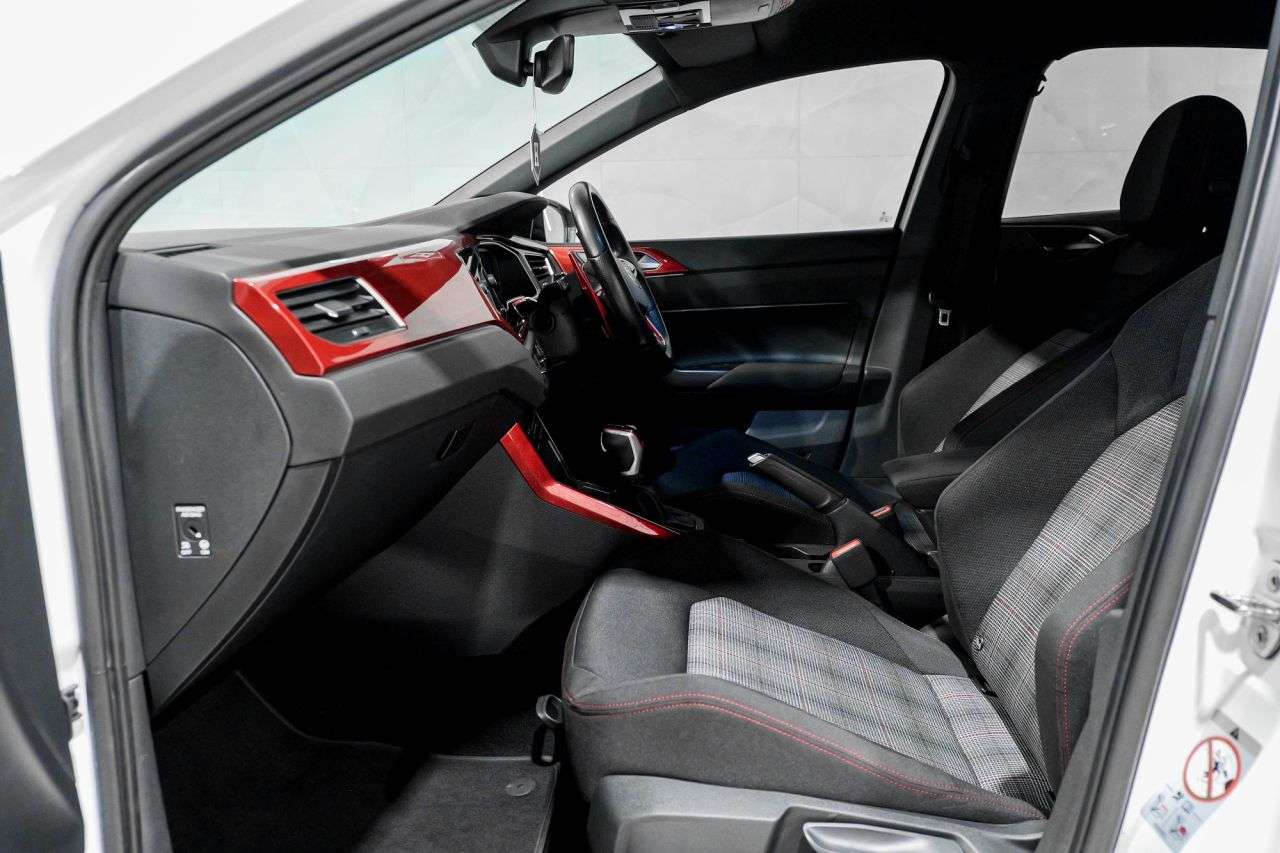 null VOLKSWAGEN POLO null VOLKSWAGEN POLO