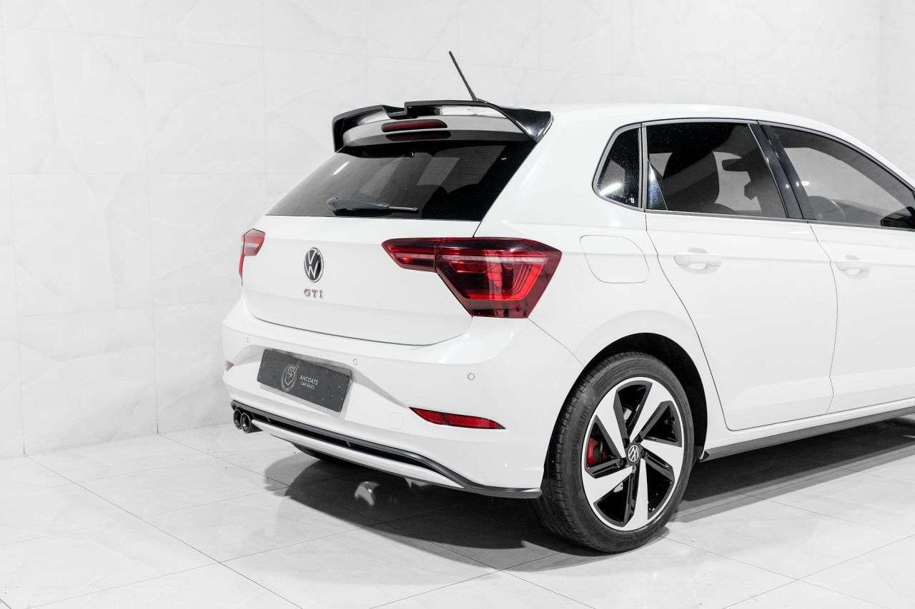 null VOLKSWAGEN POLO null VOLKSWAGEN POLO