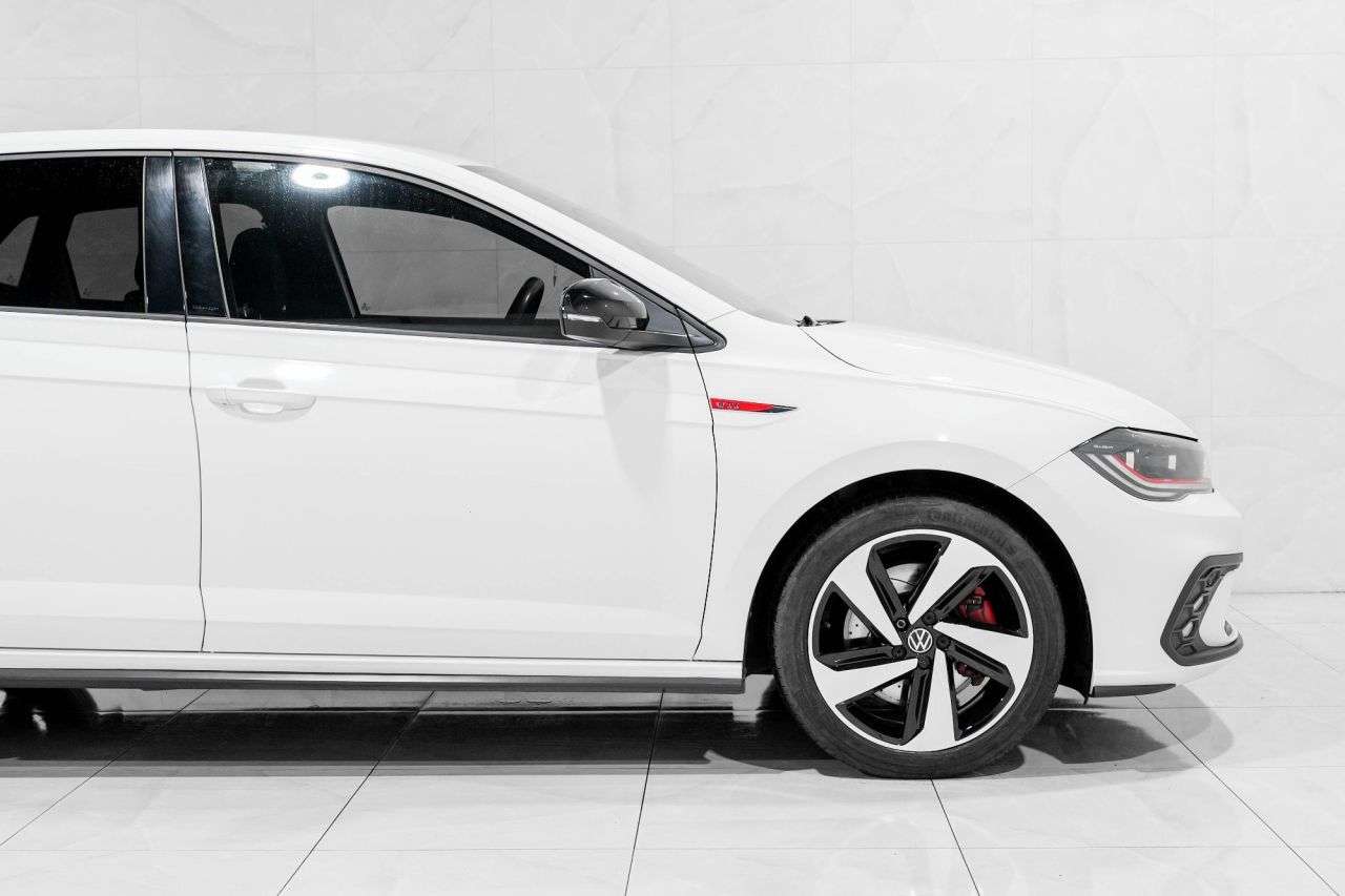 null VOLKSWAGEN POLO null VOLKSWAGEN POLO