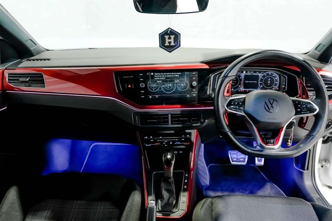 null VOLKSWAGEN POLO null VOLKSWAGEN POLO