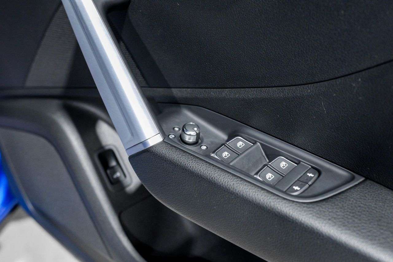 2019 AUDI Q2 2019 AUDI Q2