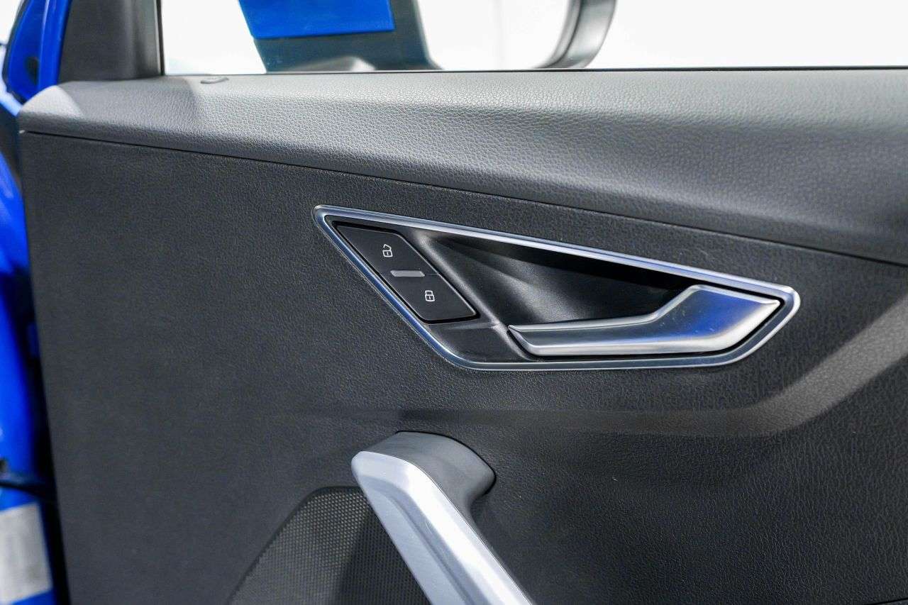 2019 AUDI Q2 2019 AUDI Q2