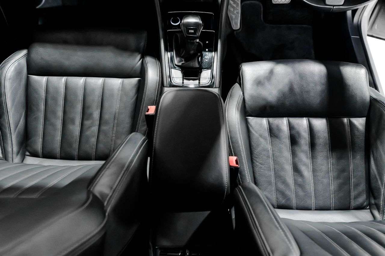 2020 SKODA KAROQ 2020 SKODA KAROQ