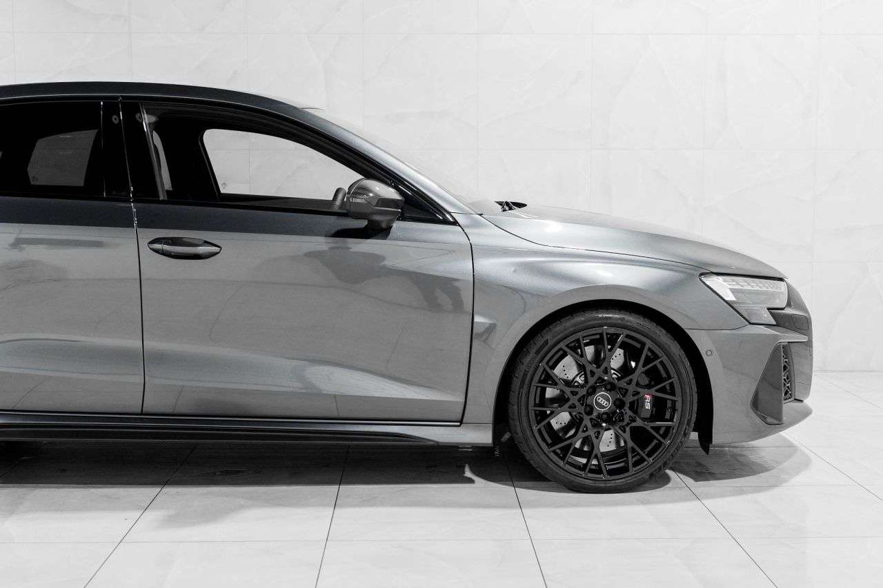 2025 AUDI RS3 2025 AUDI RS3