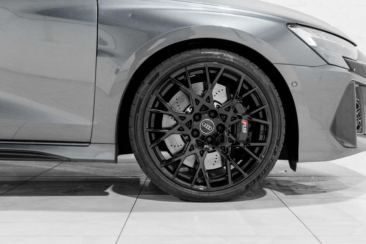 2025 AUDI RS3 2025 AUDI RS3