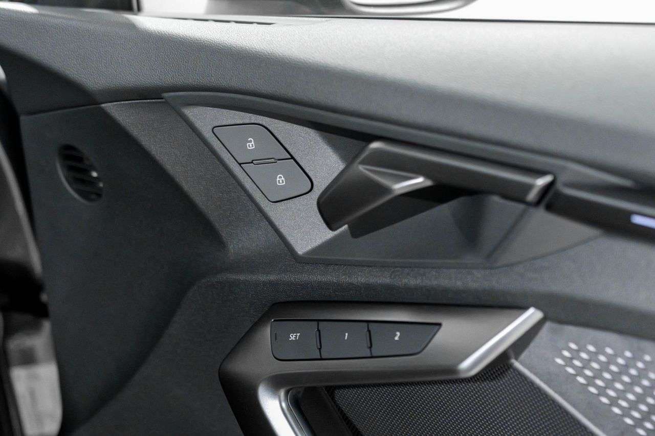 2025 AUDI RS3 2025 AUDI RS3