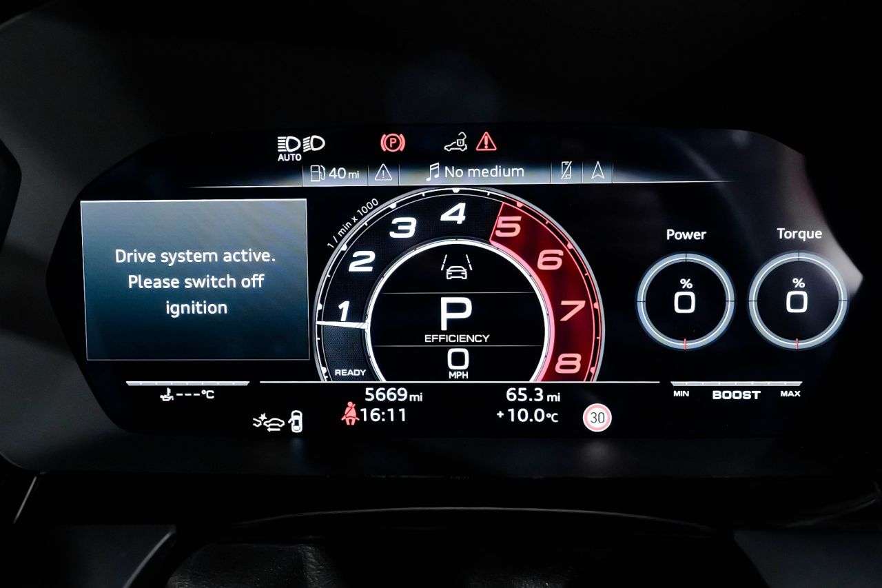 2025 AUDI RS3 2025 AUDI RS3