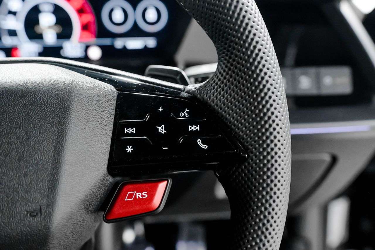 2025 AUDI RS3 2025 AUDI RS3