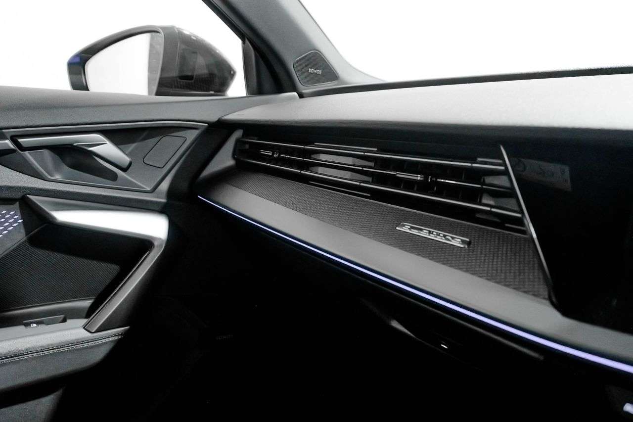 2025 AUDI RS3 2025 AUDI RS3