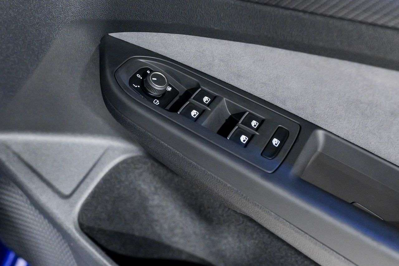 2024 VOLKSWAGEN GOLF 2024 VOLKSWAGEN GOLF