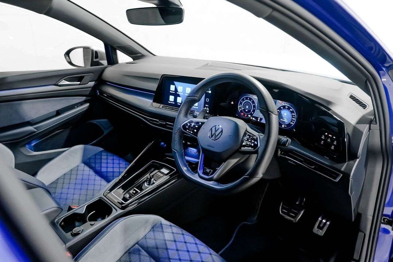 A 2024 VOLKSWAGEN GOLF 2.0 TSI R Hatchback 5dr Petrol DSG 4Motion Euro 6 (s/s) (320 ps) Pan Roof+W A 2024 VOLKSWAGEN GOLF 2.0 TSI R Hatchback 5dr Petrol DSG 4Motion Euro 6 (s/s) (320 ps) Pan Roof+W