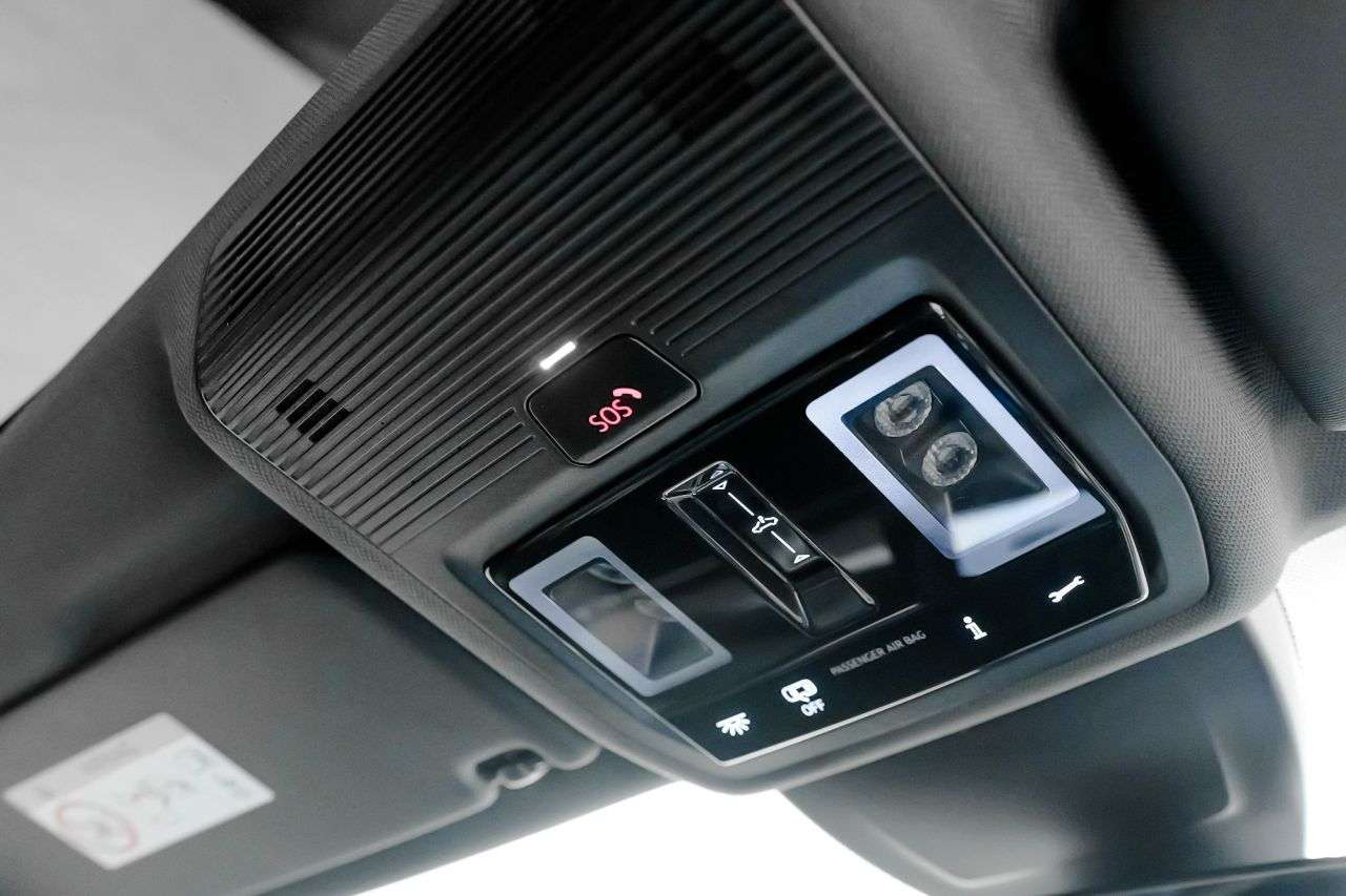 2024 VOLKSWAGEN GOLF 2024 VOLKSWAGEN GOLF