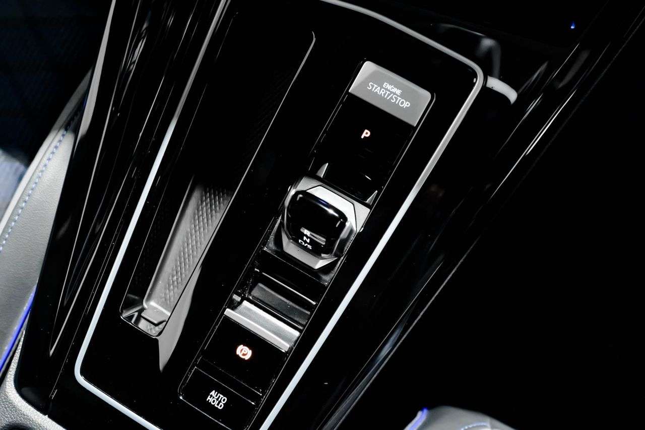 2024 VOLKSWAGEN GOLF 2024 VOLKSWAGEN GOLF