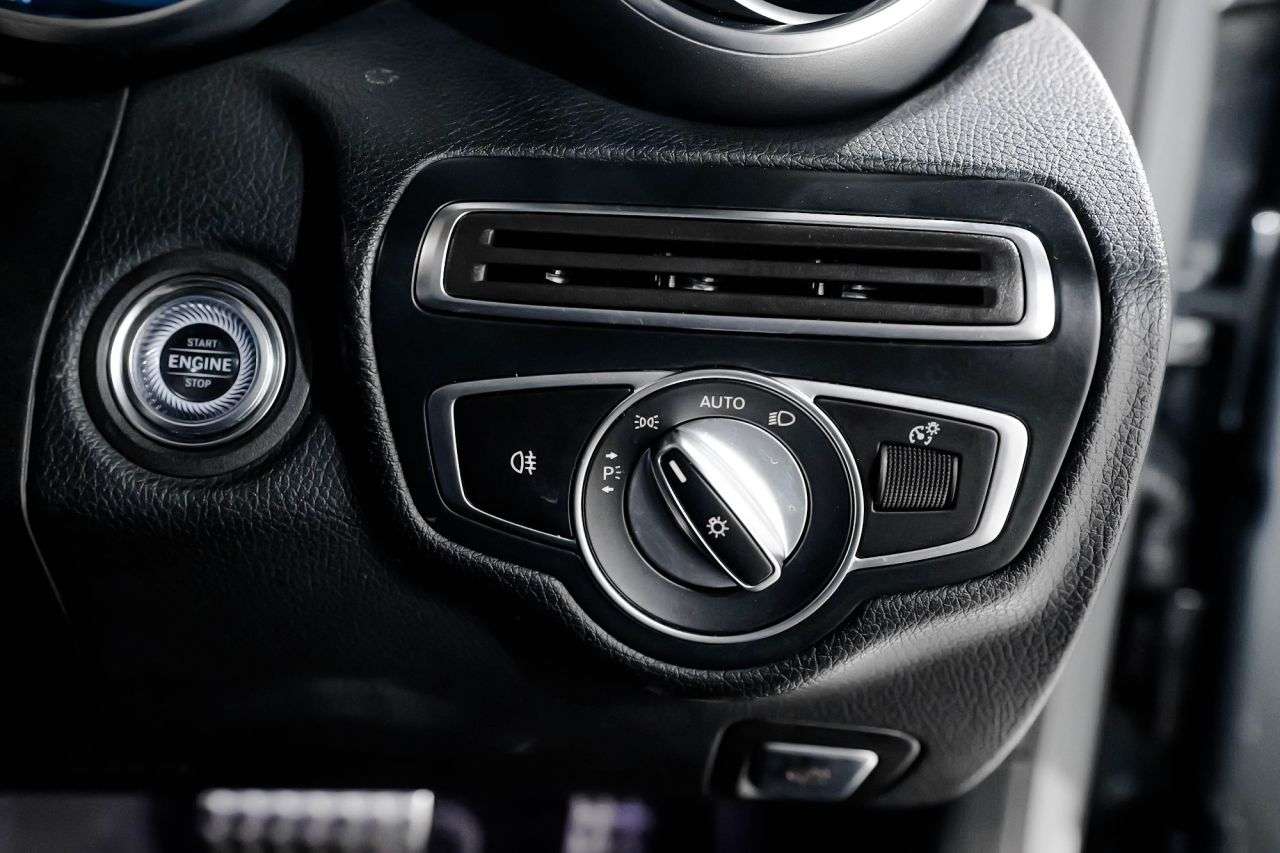 2019 MERCEDES-BENZ C-CLASS 2019 MERCEDES-BENZ C-CLASS