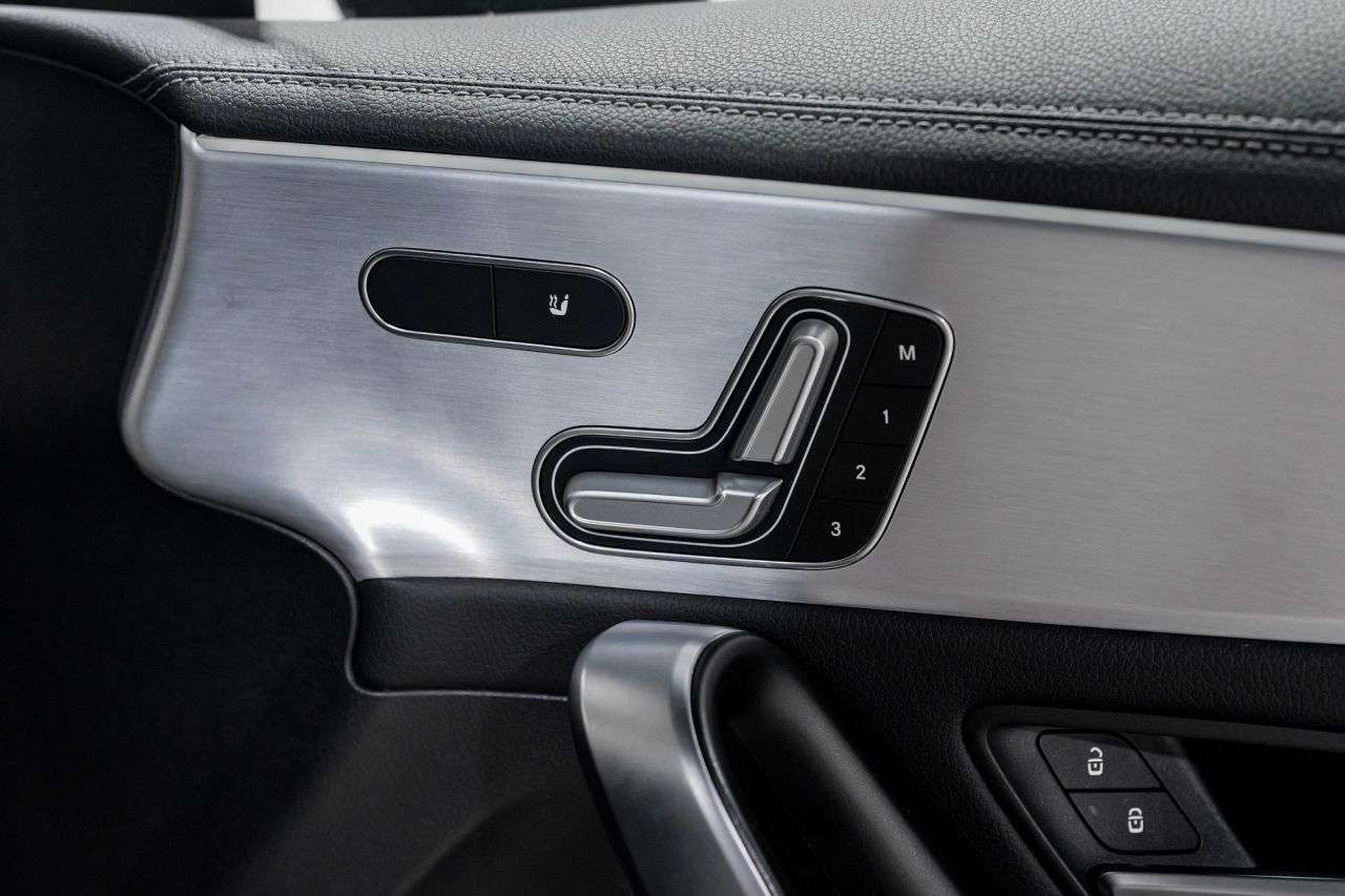 2021 MERCEDES-BENZ CLA 2021 MERCEDES-BENZ CLA