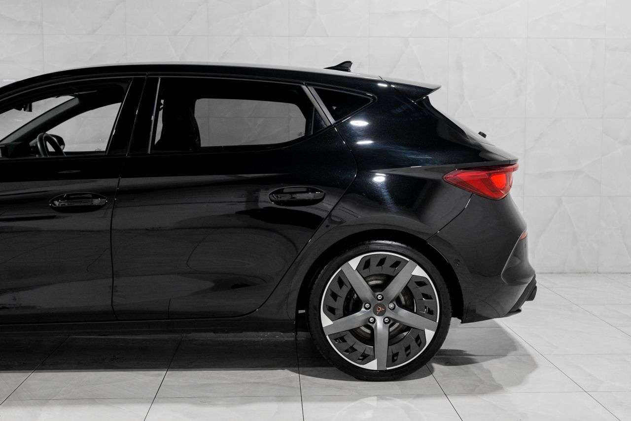 2022 CUPRA LEON 2022 CUPRA LEON