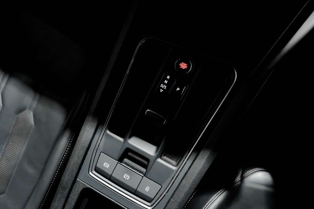 2022 CUPRA LEON 2022 CUPRA LEON