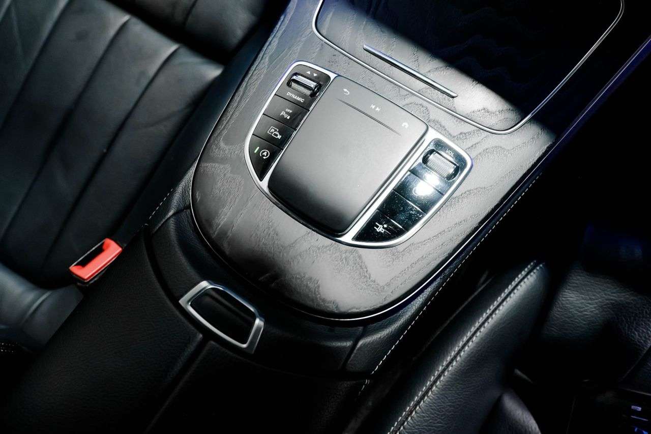 2021 MERCEDES-BENZ E-CLASS 2021 MERCEDES-BENZ E-CLASS