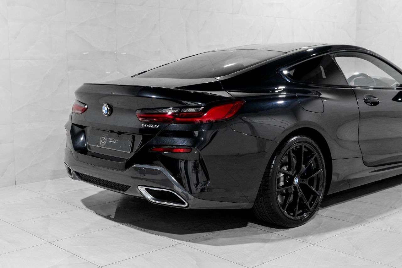 2022 BMW 8 SERIES 2022 BMW 8 SERIES