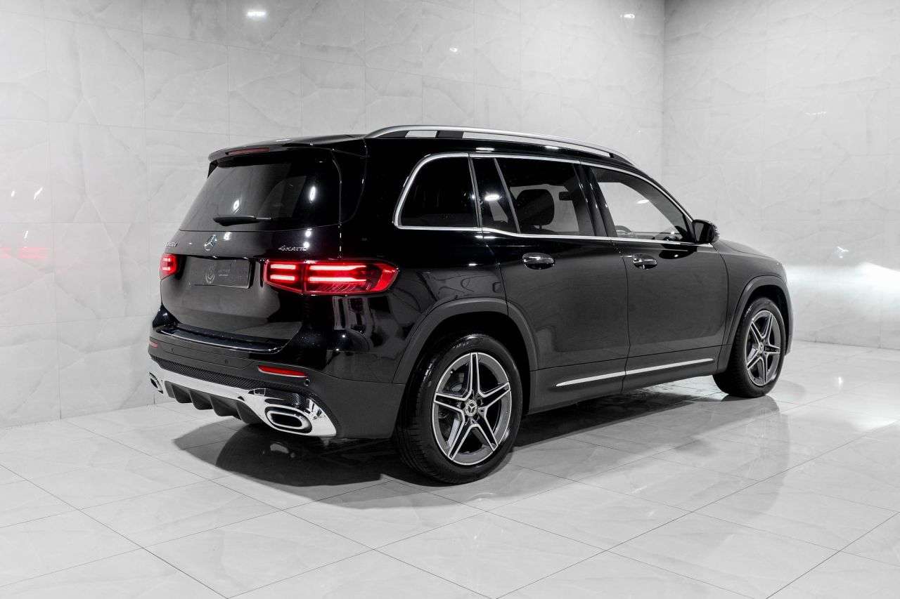 A 2024 MERCEDES-BENZ GLB 2.0 GLB220d AMG Line (Premium) SUV 5dr Diesel 8G-DCT 4MATIC Euro 6 (s/s) (1 A 2024 MERCEDES-BENZ GLB 2.0 GLB220d AMG Line (Premium) SUV 5dr Diesel 8G-DCT 4MATIC Euro 6 (s/s) (1