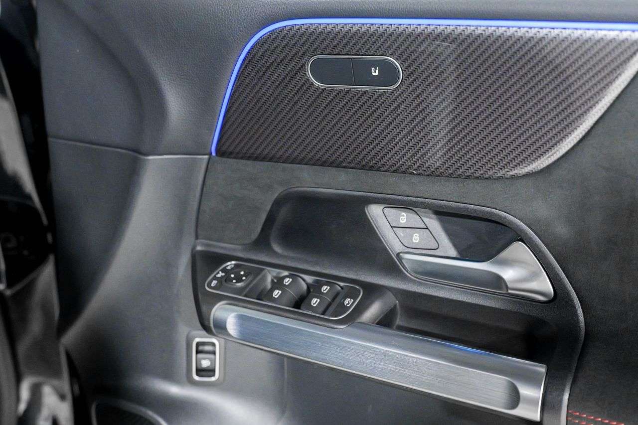 2024 MERCEDES-BENZ GLB 2024 MERCEDES-BENZ GLB