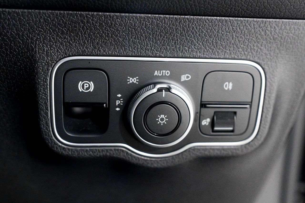 2024 MERCEDES-BENZ GLB 2024 MERCEDES-BENZ GLB