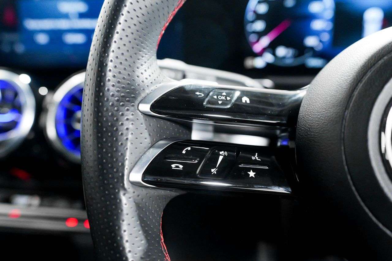 2024 MERCEDES-BENZ GLB 2024 MERCEDES-BENZ GLB