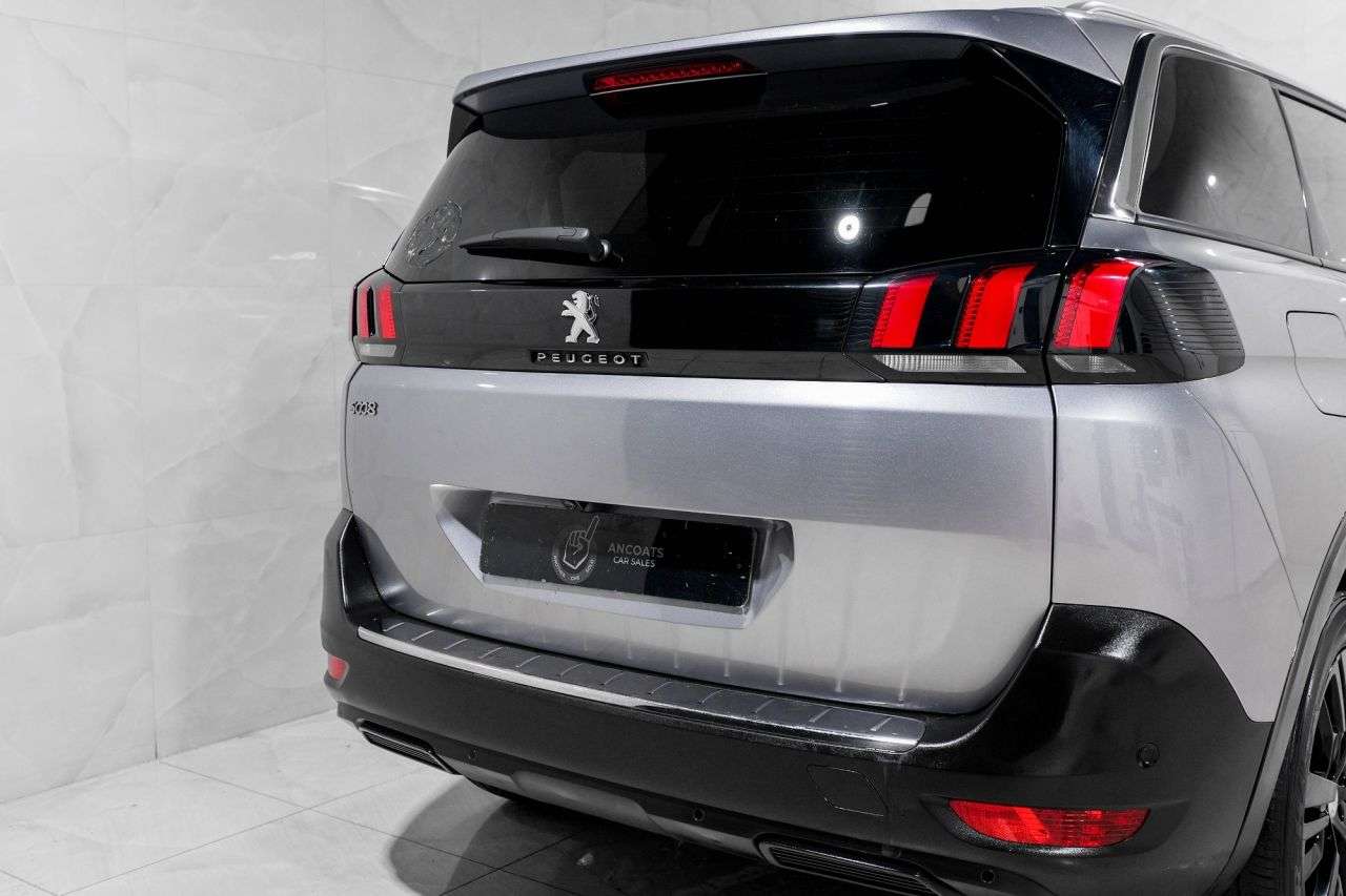 2018 PEUGEOT 5008 2018 PEUGEOT 5008