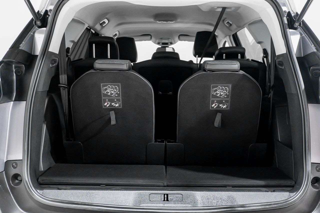 2018 PEUGEOT 5008 2018 PEUGEOT 5008