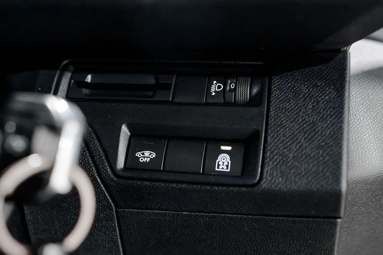 2018 PEUGEOT 5008 2018 PEUGEOT 5008