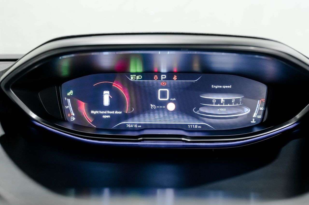 2018 PEUGEOT 5008 2018 PEUGEOT 5008