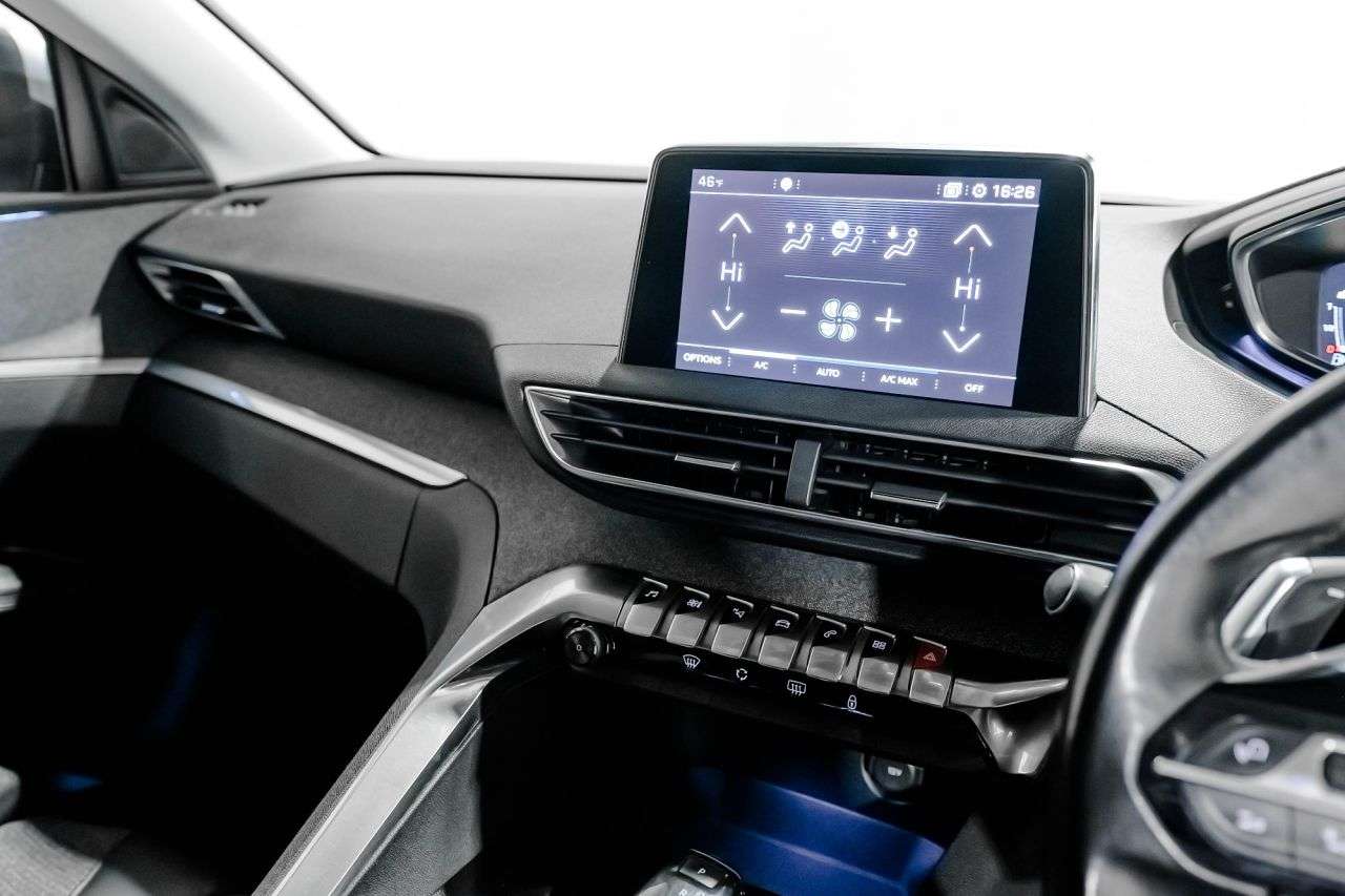 2018 PEUGEOT 5008 2018 PEUGEOT 5008