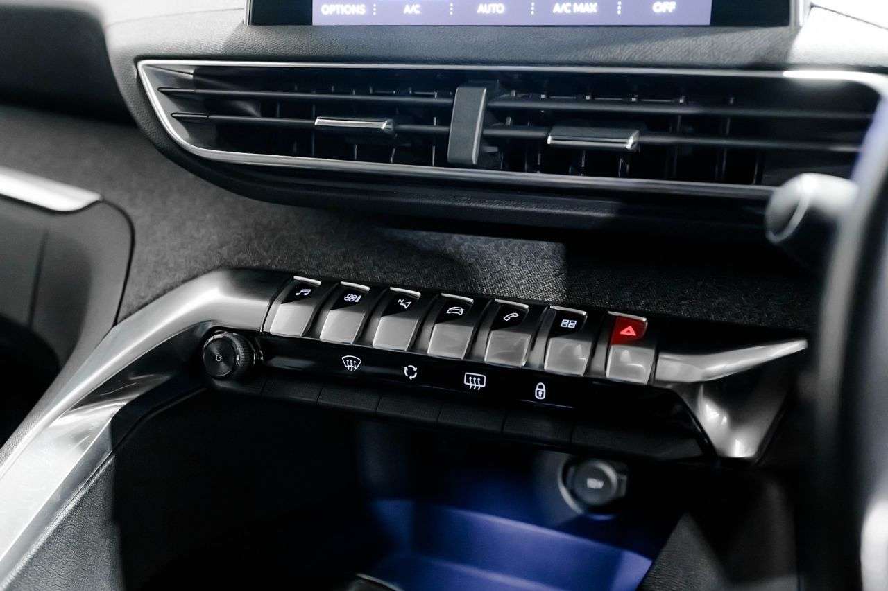 2018 PEUGEOT 5008 2018 PEUGEOT 5008