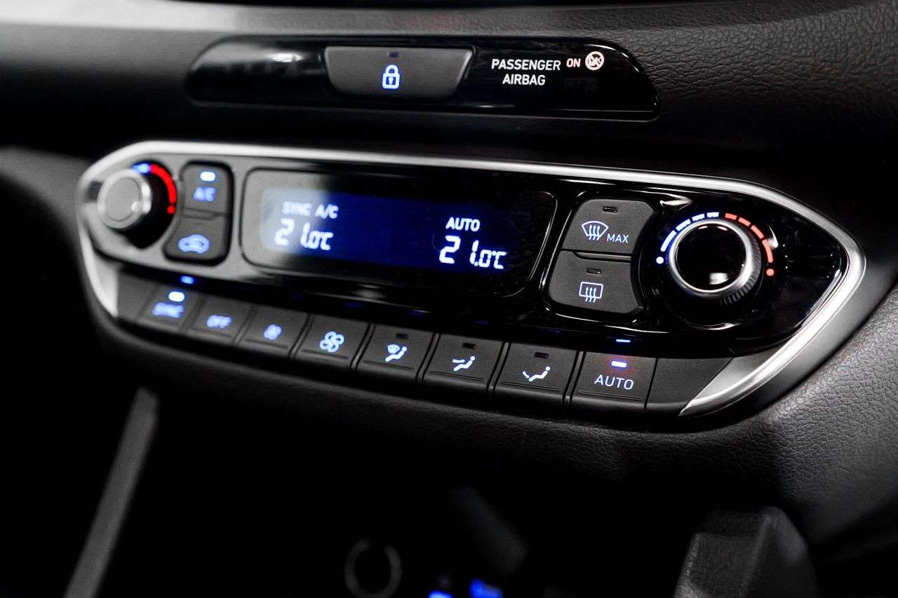 2019 HYUNDAI I30 2019 HYUNDAI I30