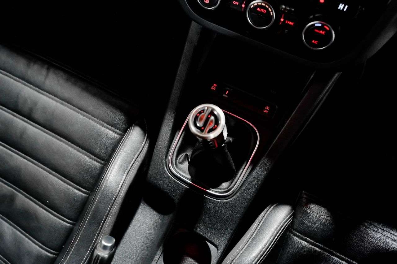 2017 VOLKSWAGEN SCIROCCO 2017 VOLKSWAGEN SCIROCCO