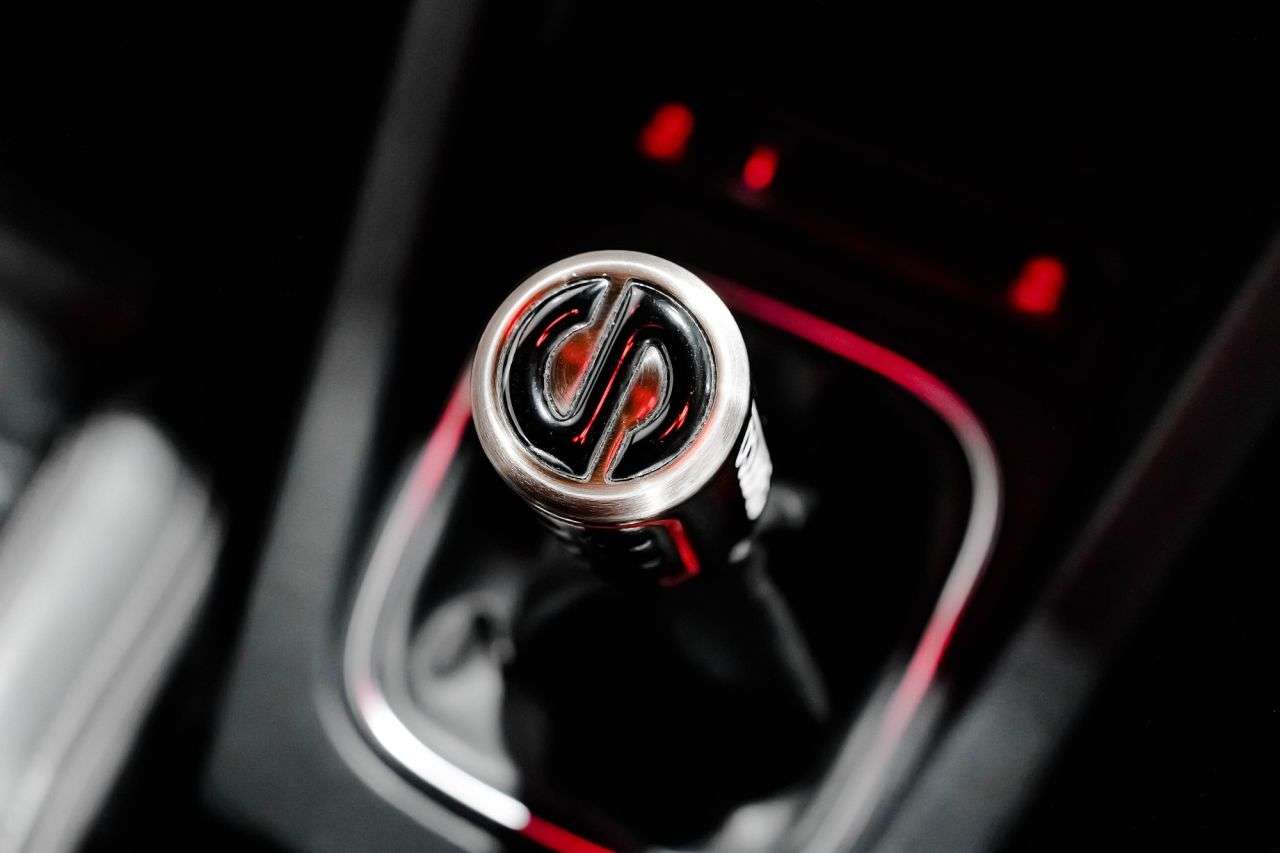 2017 VOLKSWAGEN SCIROCCO 2017 VOLKSWAGEN SCIROCCO