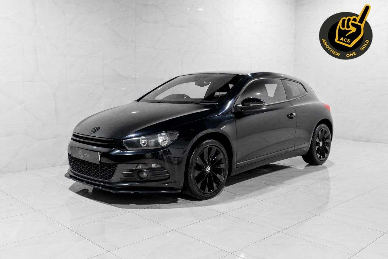 A 2017 VOLKSWAGEN SCIROCCO 2.0 TDI BlueMotion Tech GT Hatchback 3dr Diesel Manual Euro 5 (s/s) (Leathe A 2017 VOLKSWAGEN SCIROCCO 2.0 TDI BlueMotion Tech GT Hatchback 3dr Diesel Manual Euro 5 (s/s) (Leathe