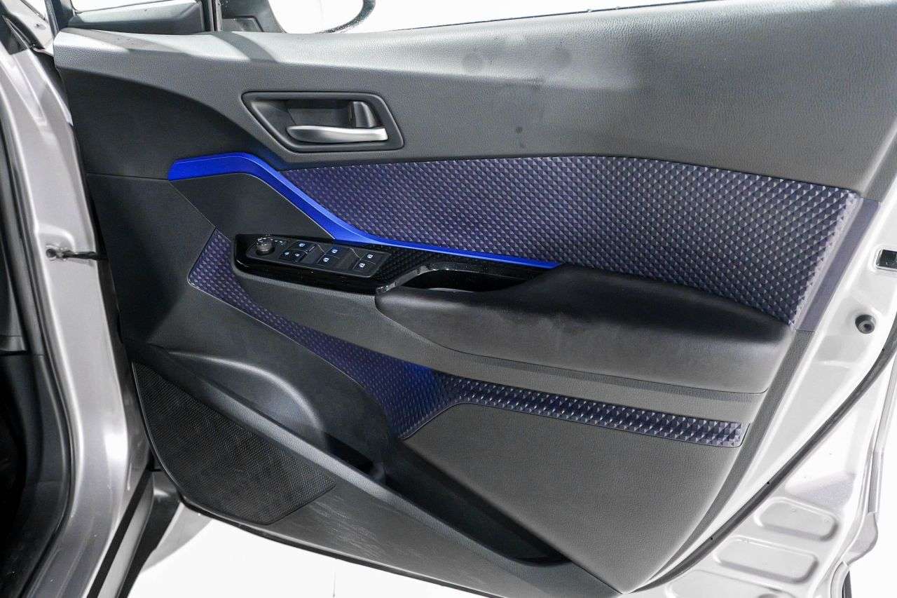 2017 TOYOTA C-HR 2017 TOYOTA C-HR