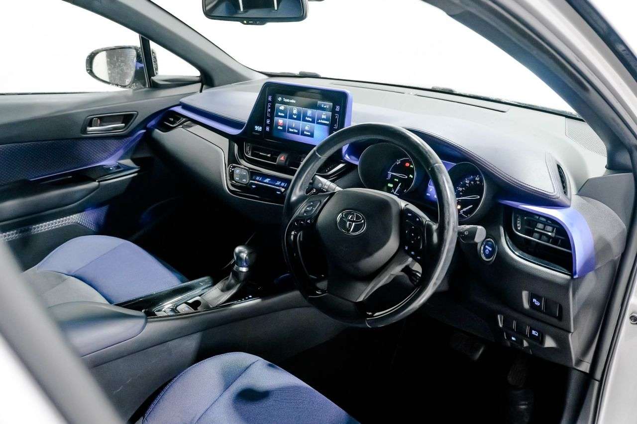 2017 TOYOTA C-HR 2017 TOYOTA C-HR