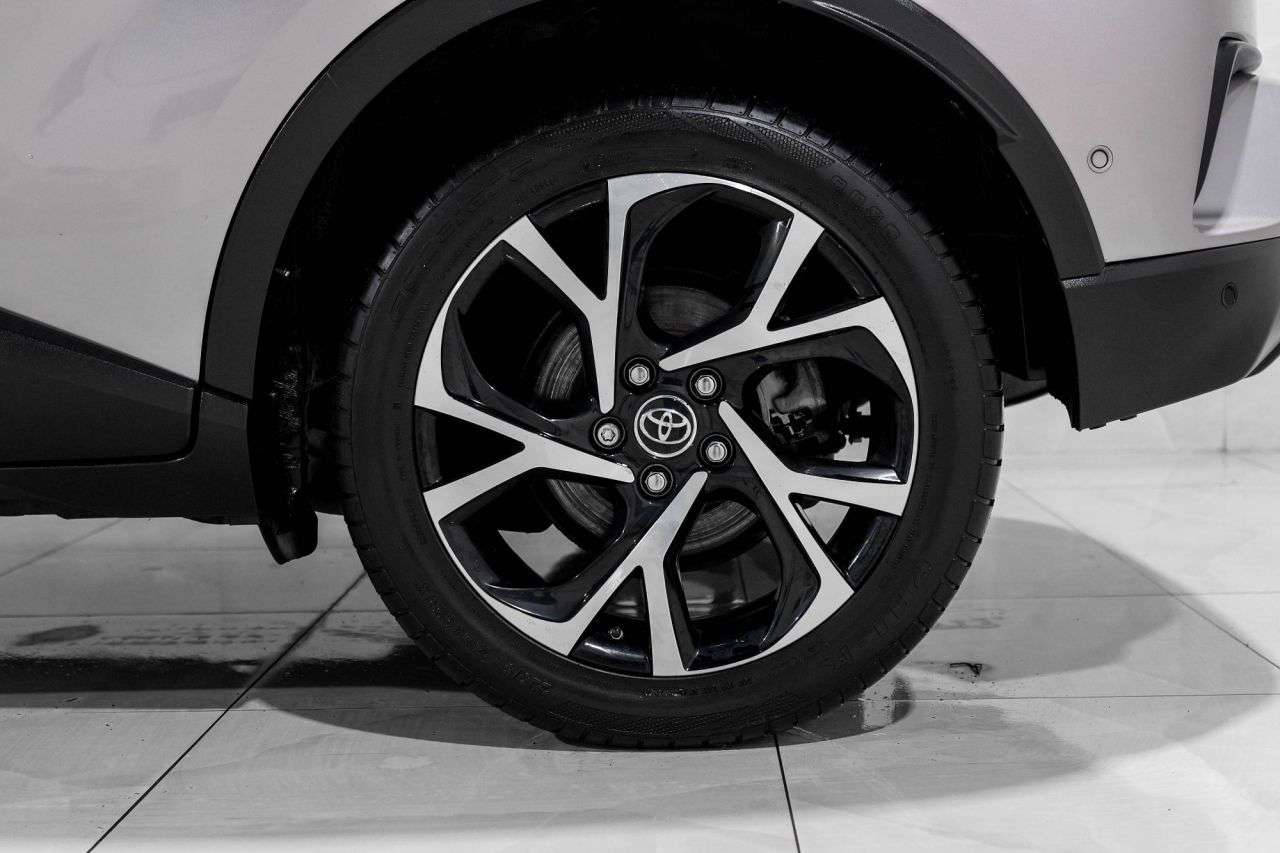 2017 TOYOTA C-HR 2017 TOYOTA C-HR